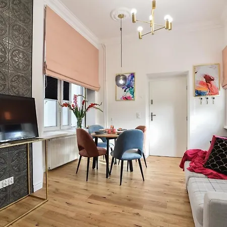 Shortstaypoland Gorskiego *